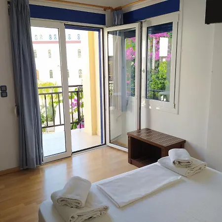 Апартаменты Sea Front Old Town *