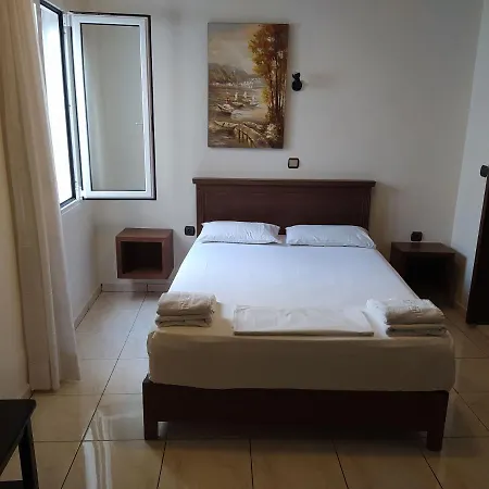 Apartment Sea Front Old Town Rethymno (Crete)